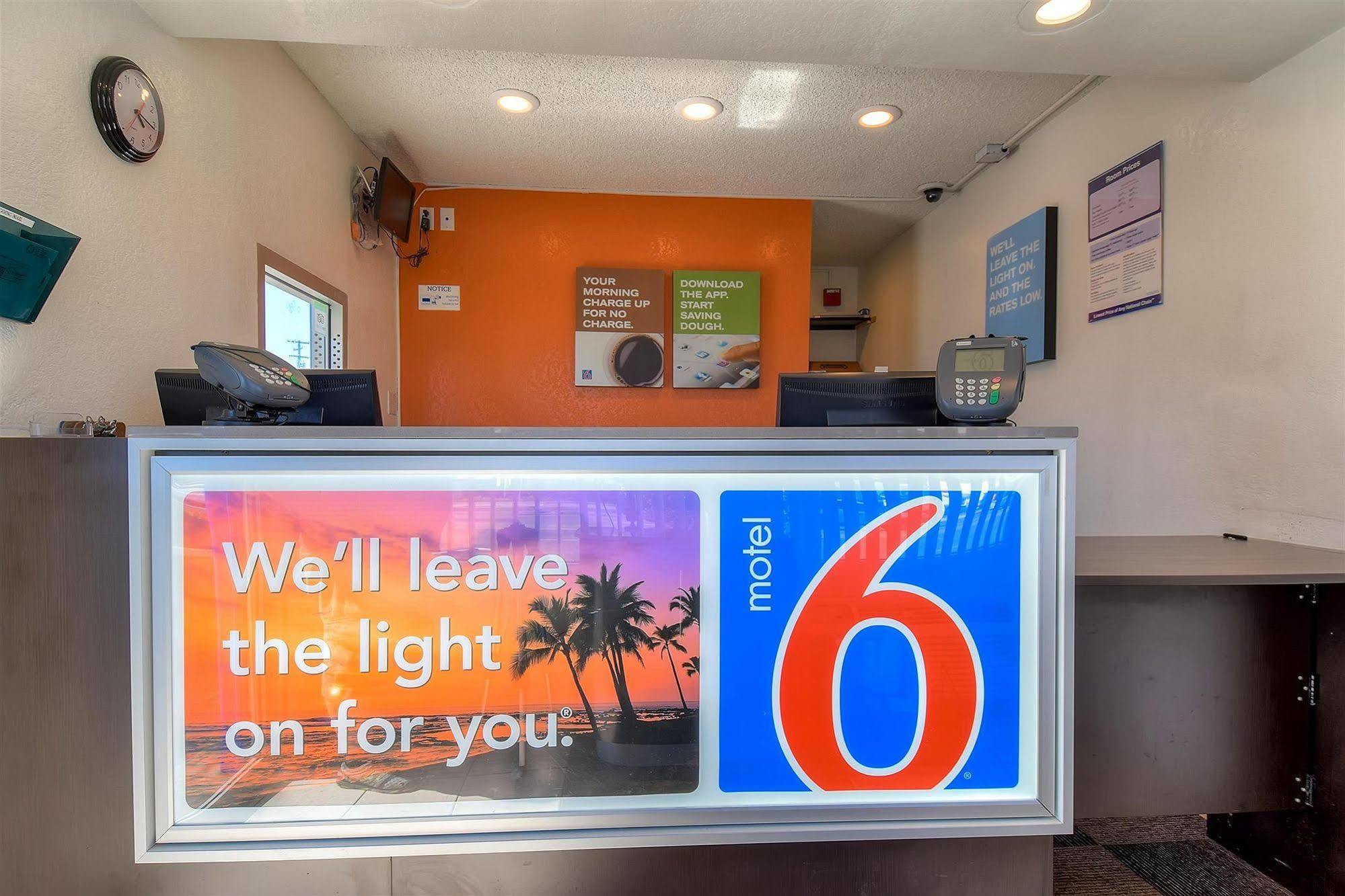 Motel 6-Long Beach, Ca - Los Angeles ภายนอก รูปภาพ