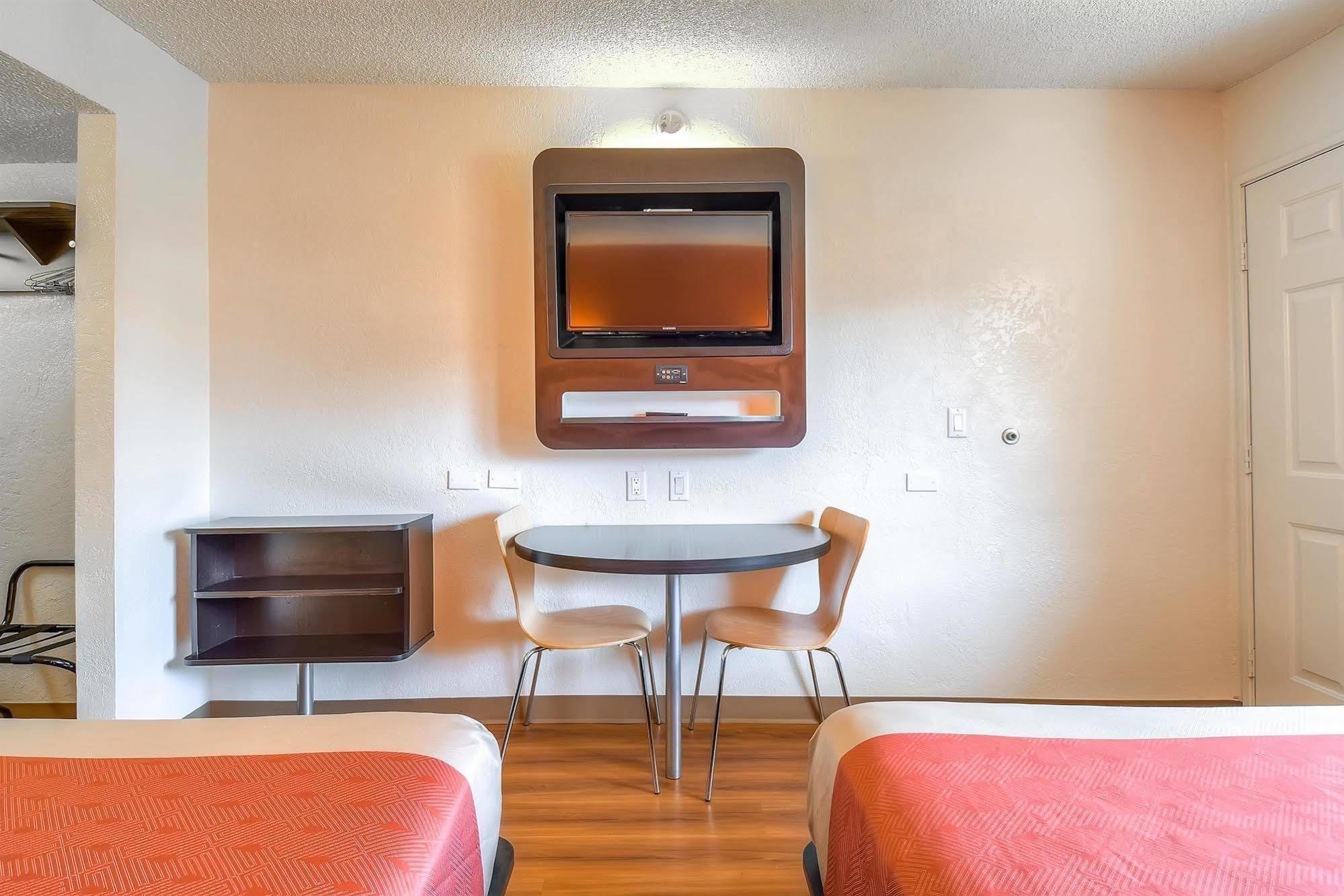 Motel 6-Long Beach, Ca - Los Angeles ภายนอก รูปภาพ