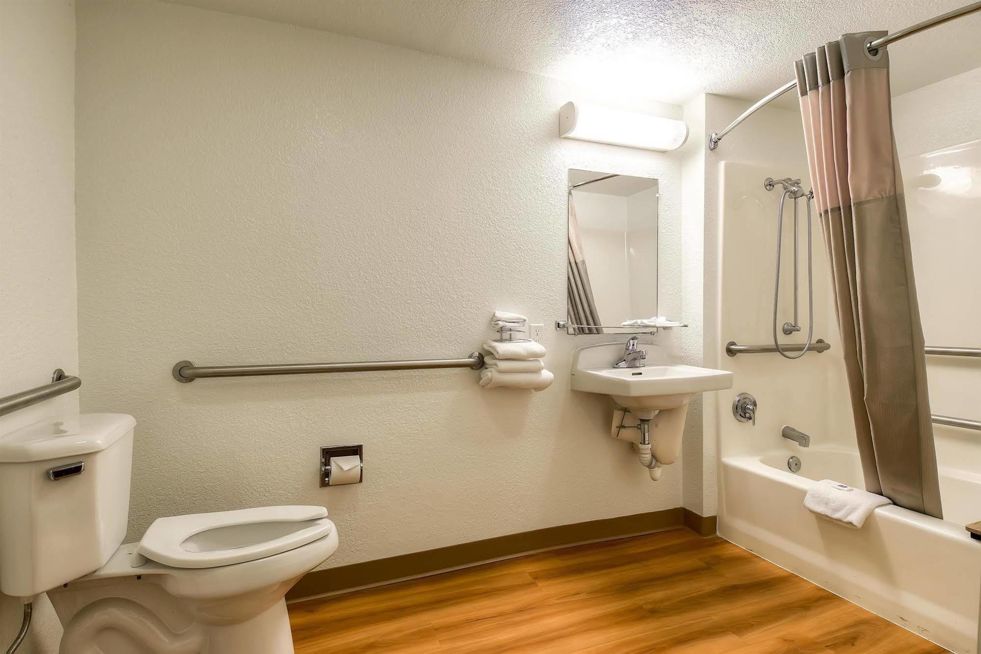 Motel 6-Long Beach, Ca - Los Angeles ภายนอก รูปภาพ